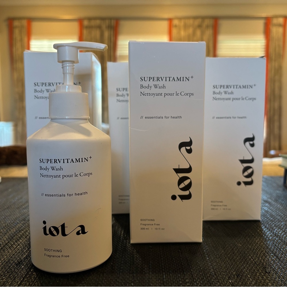Supervitamin+ Body Wash - White